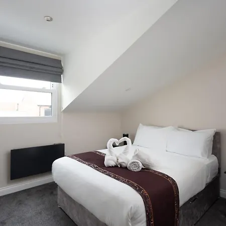 Flat 3 Garth House *